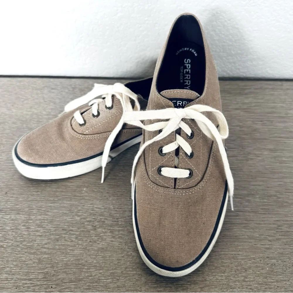 Sperry Women’s Tan Canvas Lace Up Sneakers Shoes 9